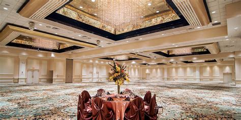 Crowne Plaza Executive Center Baton Rouge - Baton Rouge Wedding Venues