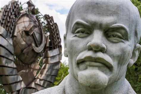 Lenin and the New York Times - WSJ