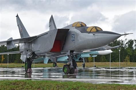 Mikoyan MiG-25 Foxbat - Price, Specs, Photo Gallery, History - Aero Corner