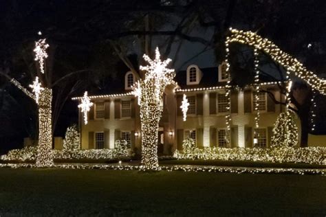 Drive-thru holiday lights in Houston: Check out these displays from the comfort of your car ...