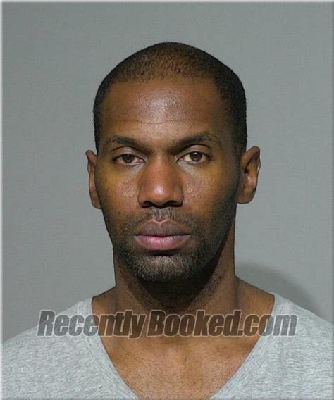 Recent Booking / Mugshot for Steven Harris in Milwaukee County, Wisconsin