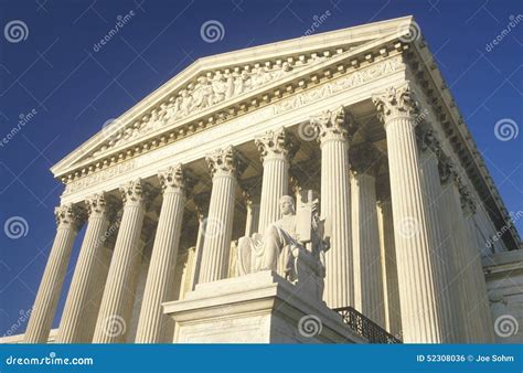 The United States Supreme Court Building, Washington, D.C Stock Photo - Image of statue ...