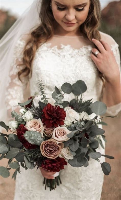 burgundy and dusty rose wedding bouquet | Colors for Wedding