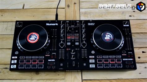 Numark Mixtrack Platinum FX Unboxing - YouTube