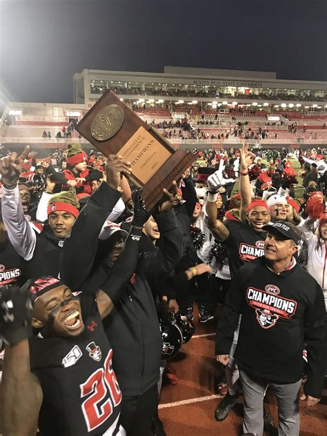 For the first time since 1977, the Govs are the 2019 Ohio Valley Conference Champions ...