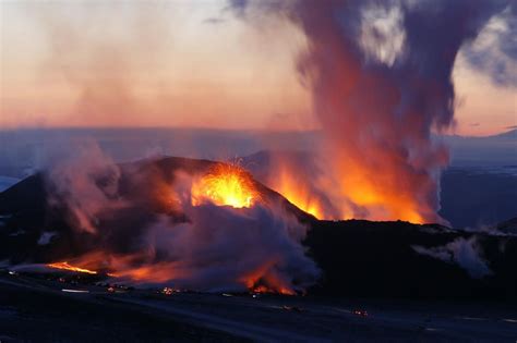 The eruption at Fimmvörðuháls in Iceland in 2010 | Greenland iceland, Iceland, Around the worlds