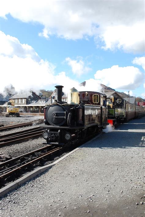 30 years of the Ffestiniog Railway - Oakeley Arms