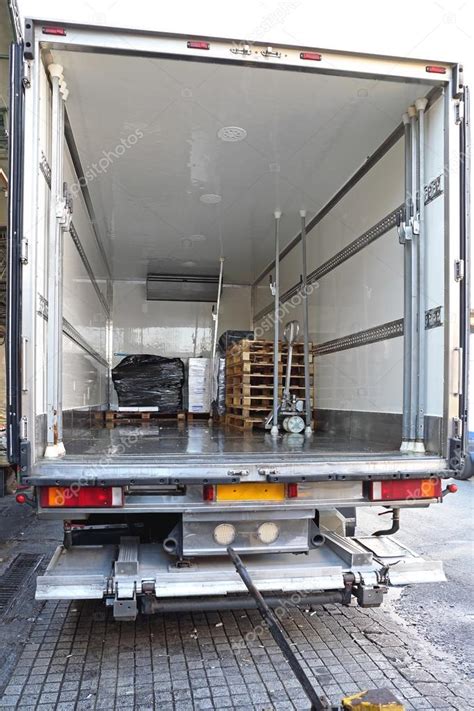 Refrigerator Truck Freight Stock Photo by ©Baloncici 107457002