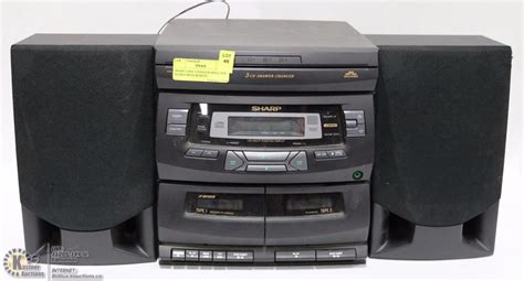 SHARP 3 DISC CHANGER SHELF TOP STEREO WITH REMOTE