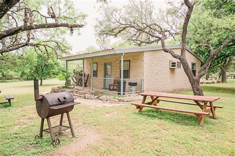 Cabins for Rent on the Frio River | Frio River Cabins