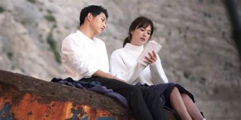 Song Joong-ki and Song Hye Kyo to marry on Oct 31 -- after denying dating