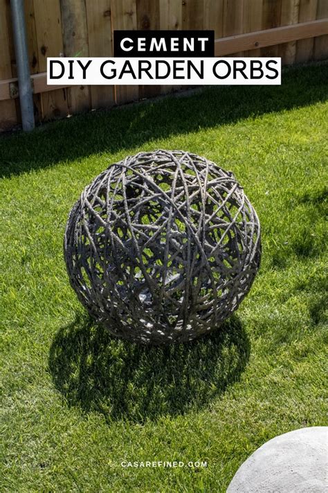 DIY Concrete Garden Spheres Using Rope - Casa Refined | Garden spheres, Diy garden, Concrete garden