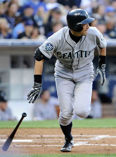 Mariners: Ichiro plucked from the field, placed in front office