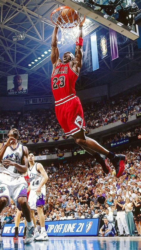 Michael Jordan flying wallpaper | Michael jordan pictures, Michael ...