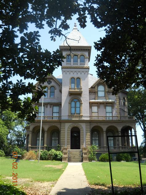 Discover the Historic Mallory Neely Mansion in Memphis