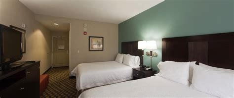 Hampton Inn New Brunswick Hotel in North Brunswick, NJ