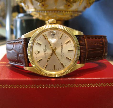 MENS VINTAGE ROLEX OYSTER PERPETUAL DATE 14 KARAT YELLOW GOLD ON ...