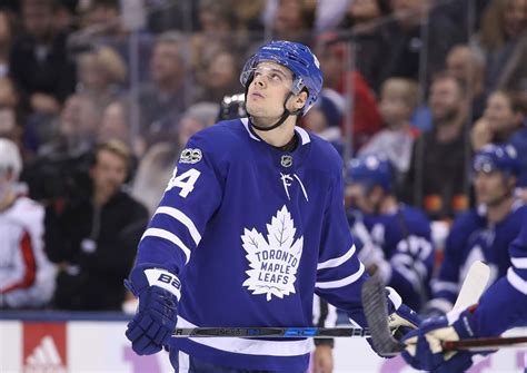 What does the John Tavares contract tell us about Auston Matthews ...