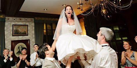 Jewish Wedding Traditions in Joyful and Romantic Photos - Around the World "L"