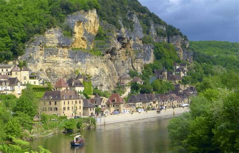 The Dordogne Valley, France – Travels of John and Flo