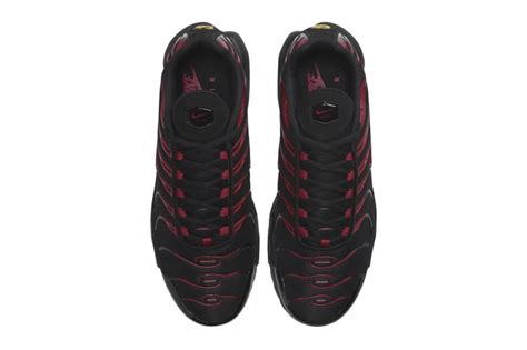 Nike Air Max Plus "University Red/Black" Release | Hypebeast