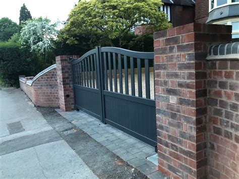 Aluminium Gates | Cheap & Quality Aluminium Driveway & Garden Gates