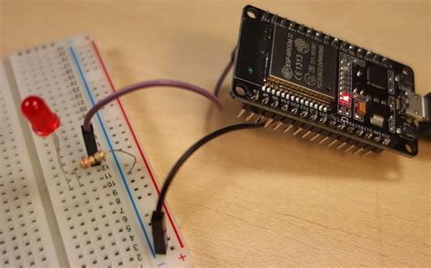 esp32-blink-an-led | Random Nerd Tutorials