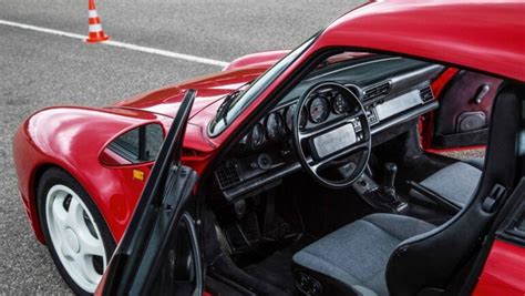 Interior view of the Porsche 959, phot courtesy of Porsche newsroom | | SuperCars.net