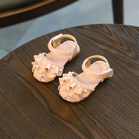 2018 new 11.8 15CM baby first Sandals Baby Pu Leather Ruffles Pearls ...