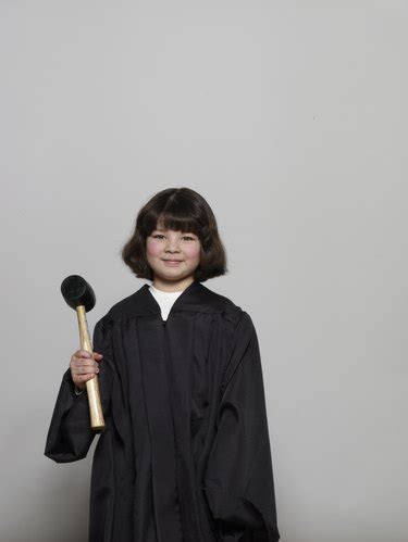 Judge Costume Ideas | ehow