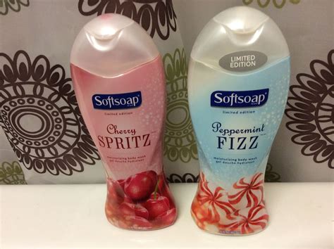 Heck Of A Bunch: Seasonal Softsoap Body Wash - Review