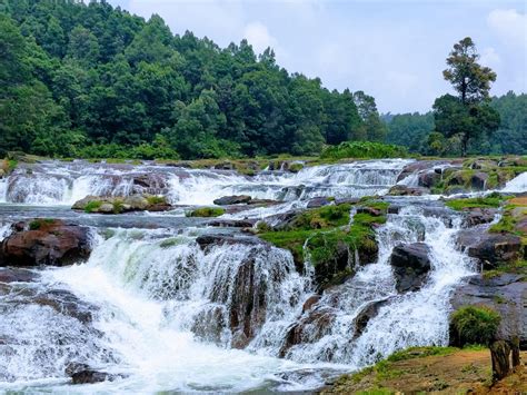 Pykara waterfalls in Ooty, India. [OC] [4608x3456] : EarthPorn