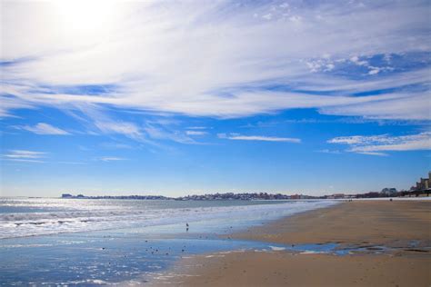 10 Best Beaches in and Near Boston - Flavorverse