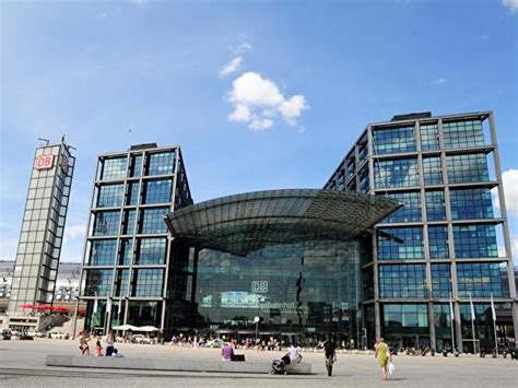 Hauptbahnhof (Berlin Central Station) – Berlin.de