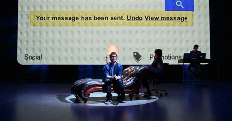 Daniel Radcliffe Stars in Phone-Friendly Privacy, Opening Tonight ...