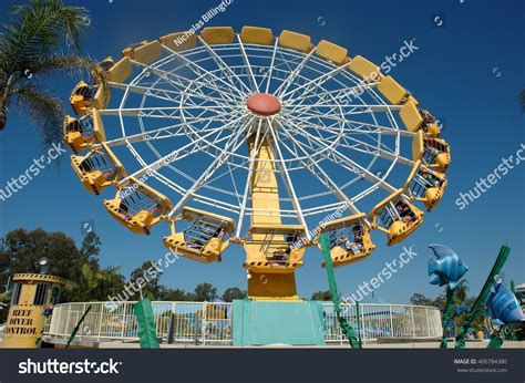 596 Queensland Theme Park Images, Stock Photos & Vectors | Shutterstock