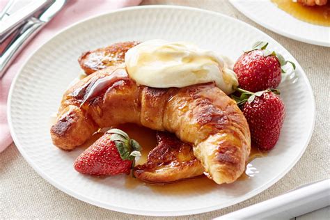 Croissant French toast with strawberries