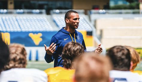 WATCH: Joe Mazzulla Speaks to WVU Football Team - Sports Illustrated ...