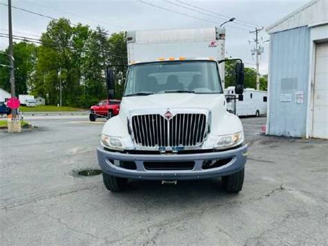 Used Trucks with Box Trucks For Sale Near Me - Commercial Truck Trader