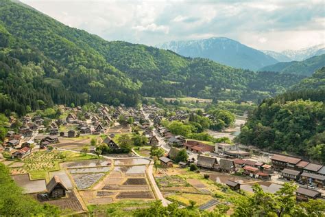 Shirakawa | Asia travel, World heritage sites, Ecotourism