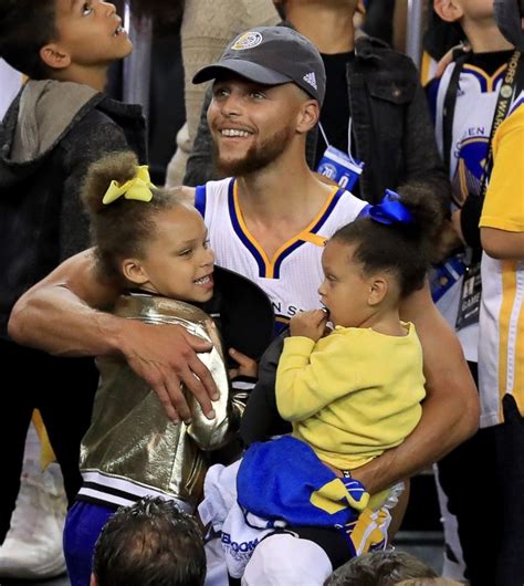 Stephen Curry Kids Stephen Curry, Wife, And Kids Are Picture Perfect ...