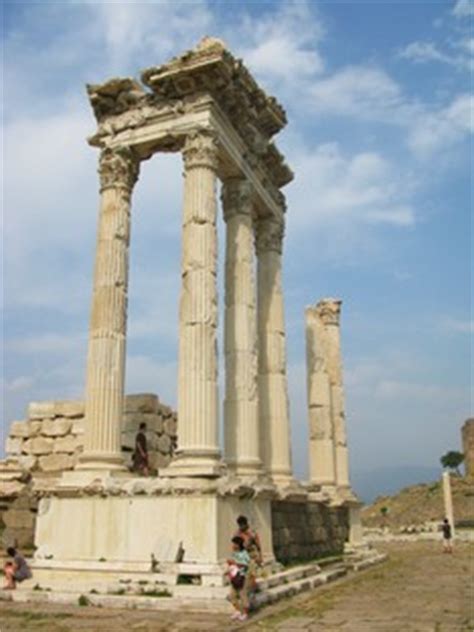 Bergama(Pergamon), Turkey_Acropolis, Asclepion, Red Basilica | Blogs | Archinect