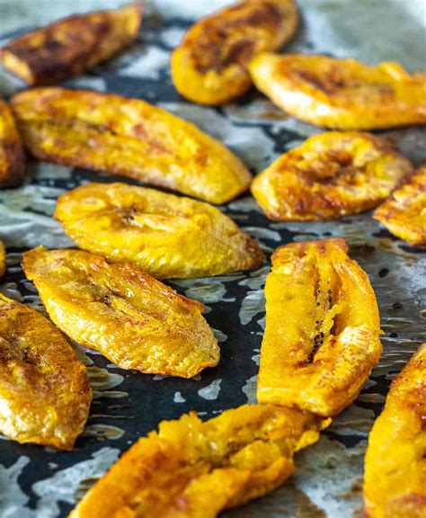 Baked Plantains (VIDEO) - Healthier Steps