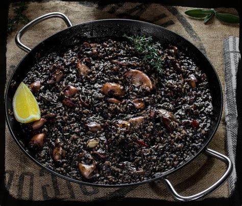 Paella negra recipe 【with aioli】 | Paellarecipes.top