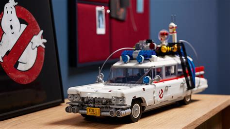 LEGO Revealed The Most Detailed LEGO Brick Ghostbusters ECTO-1 Ever