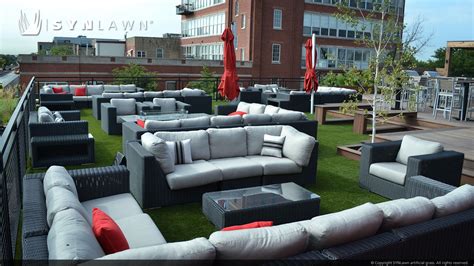 SYNLawn-artificial-grass-commercial-roof-top-lounge-furniture-area ...