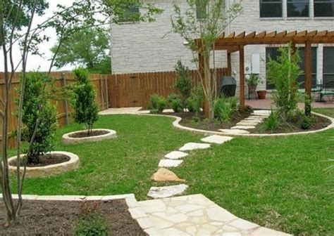 76 Beautiful Zen Garden Ideas For Backyard 450 | Landscape design, Easy backyard, Front yard ...