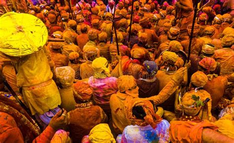 Mathura holi festival editorial photo. Image of colours - 175017566