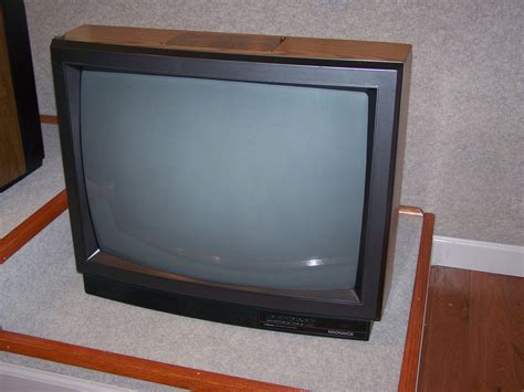 First “fully integrated Flow Process” TV | The History of Magnavox