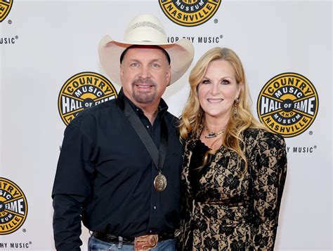 Garth Brooks And Trisha Yearwood Will Release A Duets Album In 2023